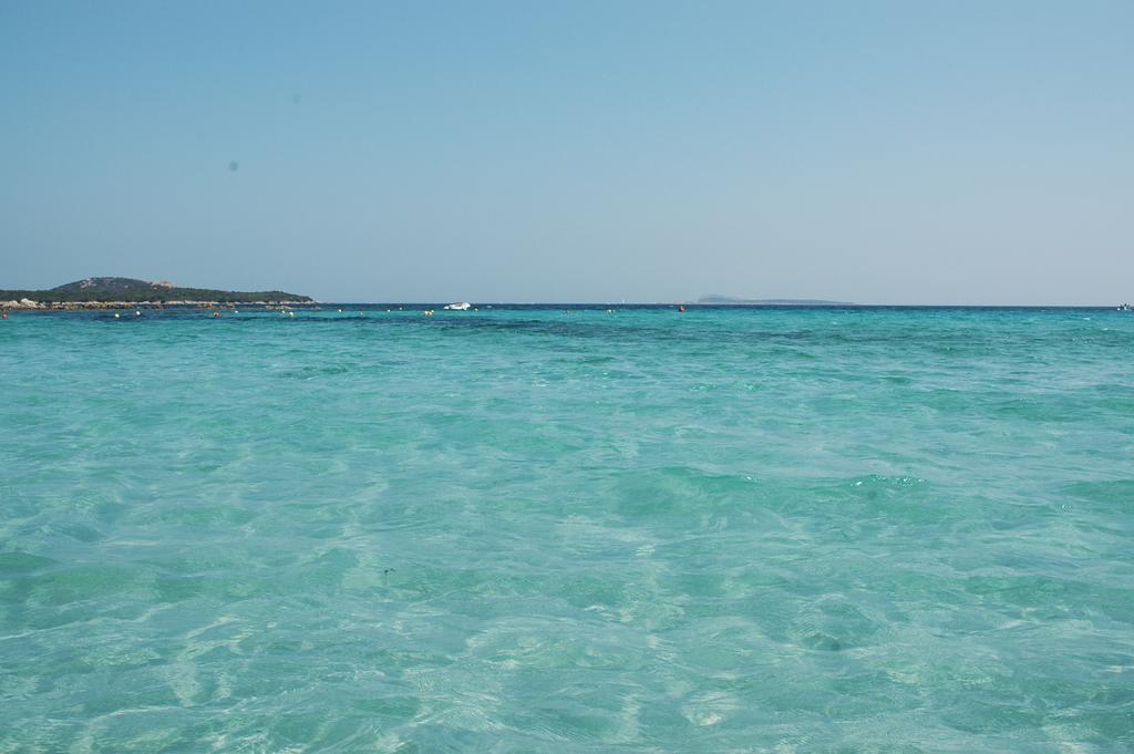Luxury Apartment Sardegna مارينا دي بورتيسكو الغرفة الصورة