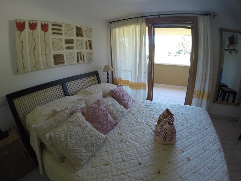 Luxury Apartment Sardegna مارينا دي بورتيسكو الغرفة الصورة