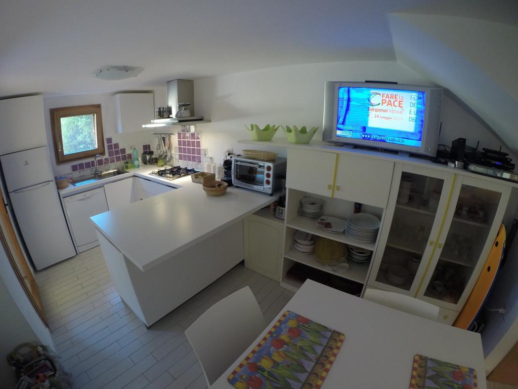 Luxury Apartment Sardegna مارينا دي بورتيسكو الغرفة الصورة